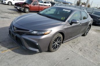 4T1T11AK0MU562510 | 2021 TOYOTA CAMRY SE