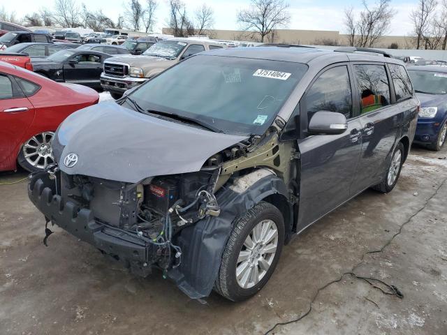 5TDDZ3DCXHS172753 | 2017 TOYOTA SIENNA XLE