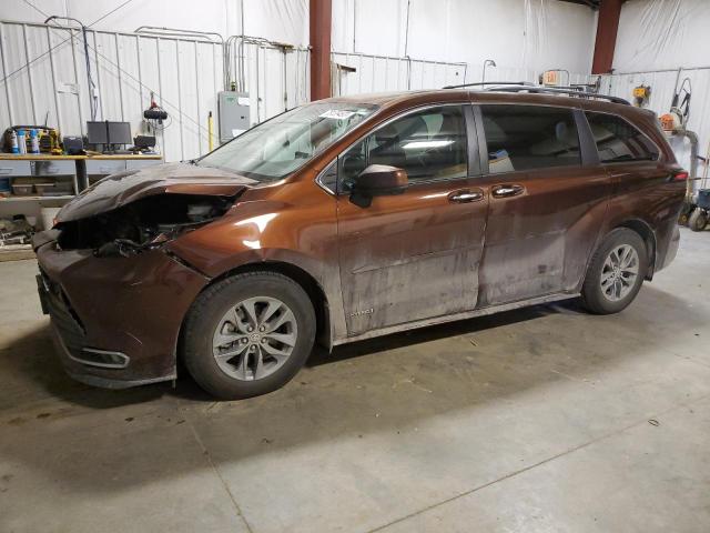 5TDJSKFC2MS035704 | 2021 TOYOTA SIENNA XLE