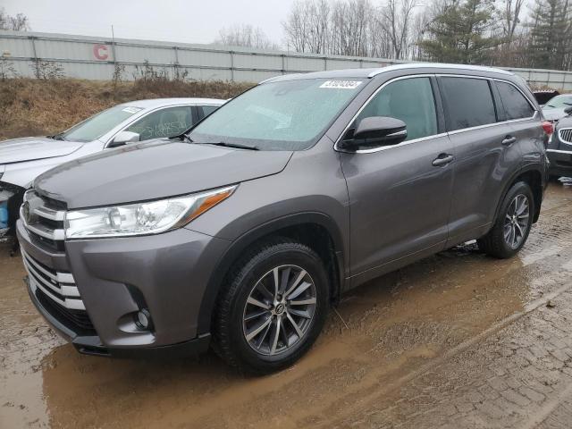 5TDJZRFH4JS527985 | 2018 TOYOTA HIGHLANDER