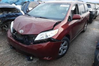 5TDKK3DC4GS692683 | 2016 TOYOTA SIENNA LE