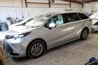 5TDKRKEC1MS016854 | 2021 TOYOTA SIENNA LE