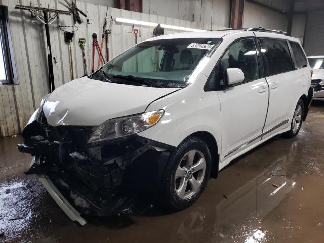 5TDKZ3DC4KS003598 | 2019 TOYOTA SIENNA LE