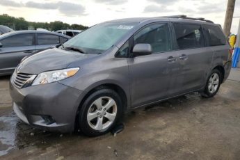 5TDKZ3DC5HS885325 | 2017 TOYOTA SIENNA LE