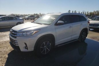 5TDKZRFH7JS548088 | 2018 TOYOTA HIGHLANDER