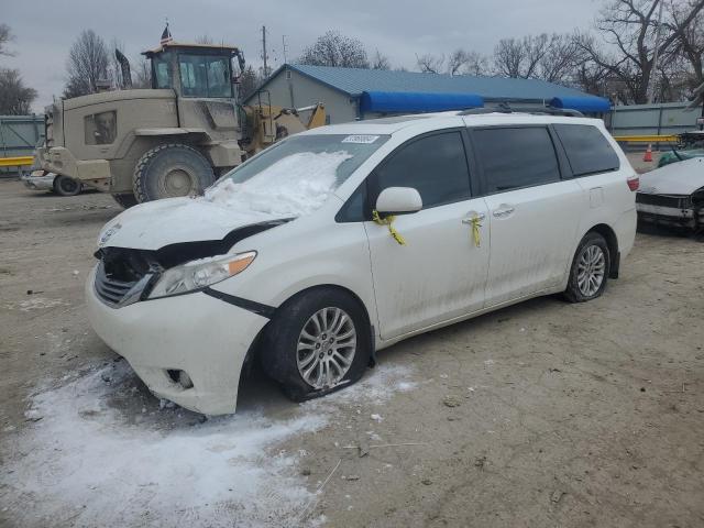 5TDYK3DC3FS661658 | 2015 TOYOTA SIENNA XLE