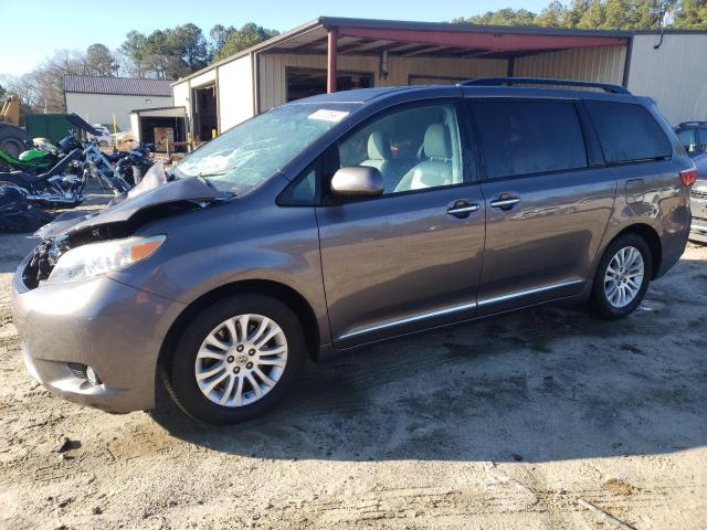 5TDYK3DC8GS696438 | 2016 TOYOTA SIENNA XLE