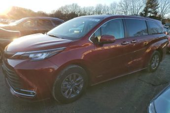 5TDYSKFC2MS006556 | 2021 TOYOTA SIENNA XLE