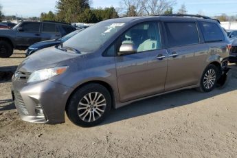 5TDYZ3DC4JS916872 | 2018 TOYOTA SIENNA XLE