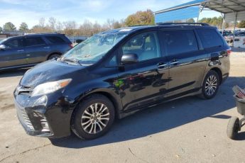 5TDYZ3DC5JS919327 | 2018 TOYOTA SIENNA XLE