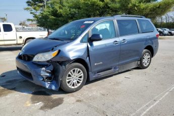 5TDYZ3DC9HS839295 | 2017 TOYOTA SIENNA