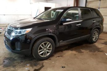 5XYKTCA68FG639718 | 2015 KIA SORENTO LX