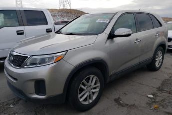 5XYKTCA69FG559828 | 2015 KIA SORENTO LX