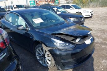 5YJ3E1EB0JF134962 | 2018 TESLA MODEL 3