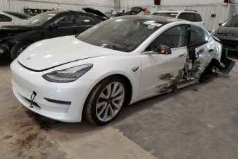 5YJ3E1EB2JF089085 | 2018 TESLA MODEL 3