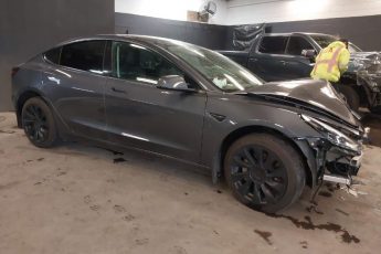 5YJ3E1EBXNF253303 | 2022 TESLA MODEL 3