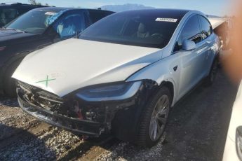 5YJXCDE24KF208538 | 2019 TESLA MODEL X