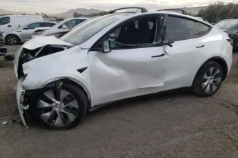 5YJYGDEE4MF079920 | 2021 TESLA MODEL Y