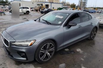 7JRA22TM8KG015933 | 2019 VOLVO S60 T6 R-D