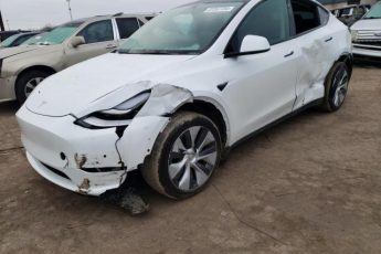 7SAYGDEE3NA011898 | 2022 TESLA MODEL Y