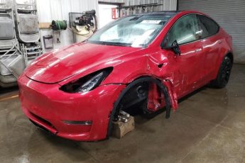 7SAYGDEE4NF386590 | 2022 TESLA MODEL Y