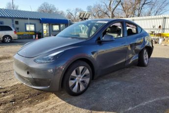 7SAYGDEE8PA181094 | 2023 TESLA MODEL Y