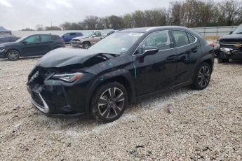 JTHY3JBH6K2013957 | 2019 LEXUS UX 200