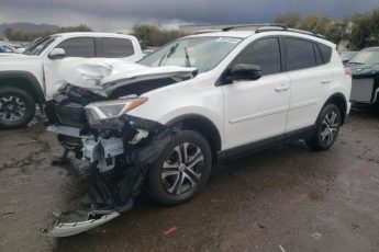 JTMBFREVXJJ181233 | 2018 TOYOTA RAV4 LE