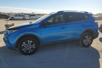 JTMZFREV4HJ139374 | 2017 TOYOTA RAV4 LE