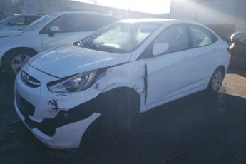 KMHCT4AE2GU099473 | 2016 HYUNDAI ACCENT SE