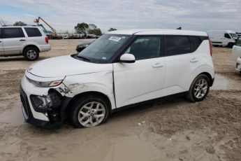 KNDJ23AU0L7038065 | 2020 KIA SOUL LX