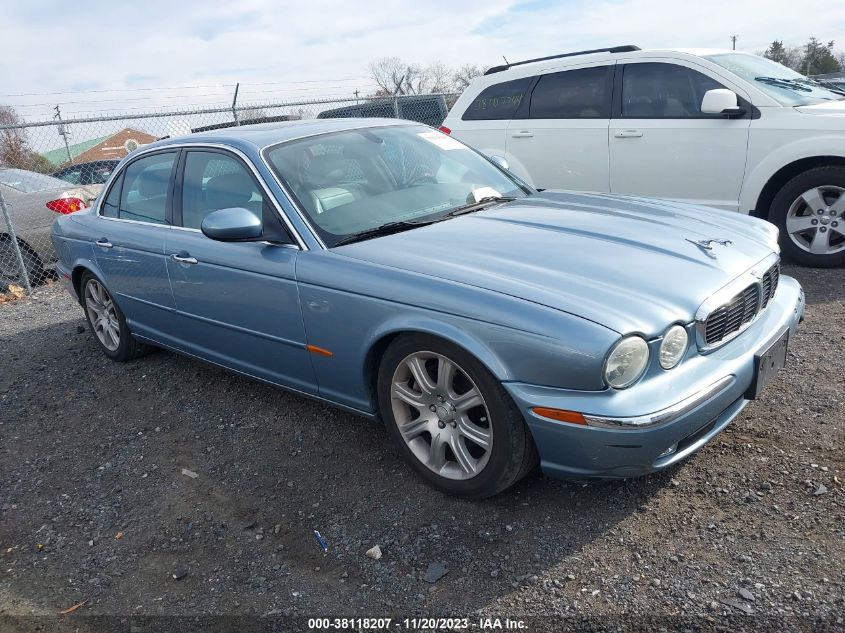 SAJWA71C54SG33648 | 2004 JAGUAR XJ