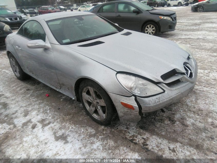 WDBWK54F37F133776 | 2007 MERCEDES-BENZ SLK 280