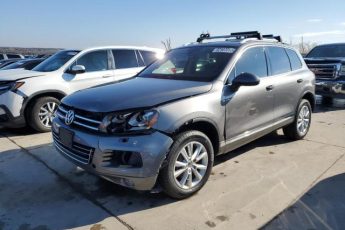 WVGEP9BP0ED005825 | 2014 VOLKSWAGEN TOUAREG V6